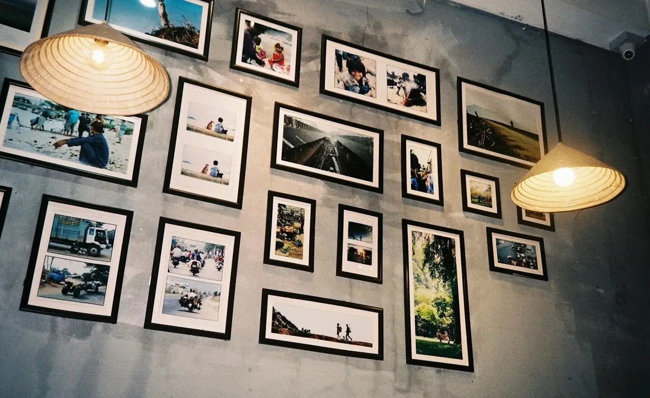 Picture & Art Hanging